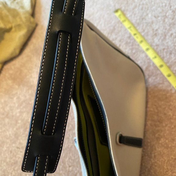 Coach Clip Lock Canvas & Black Leather Trim Shoulder Bag Handbag Vintage 7774 - Picture 8 of 9